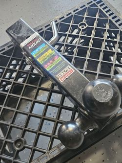 Tow ball hitch