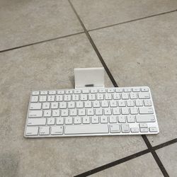 Apple Keyboard Dock – Classic iPad Docking Station w/ Full QWERTY