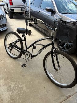 Electra beach cruiser 7 speed in excellent shape