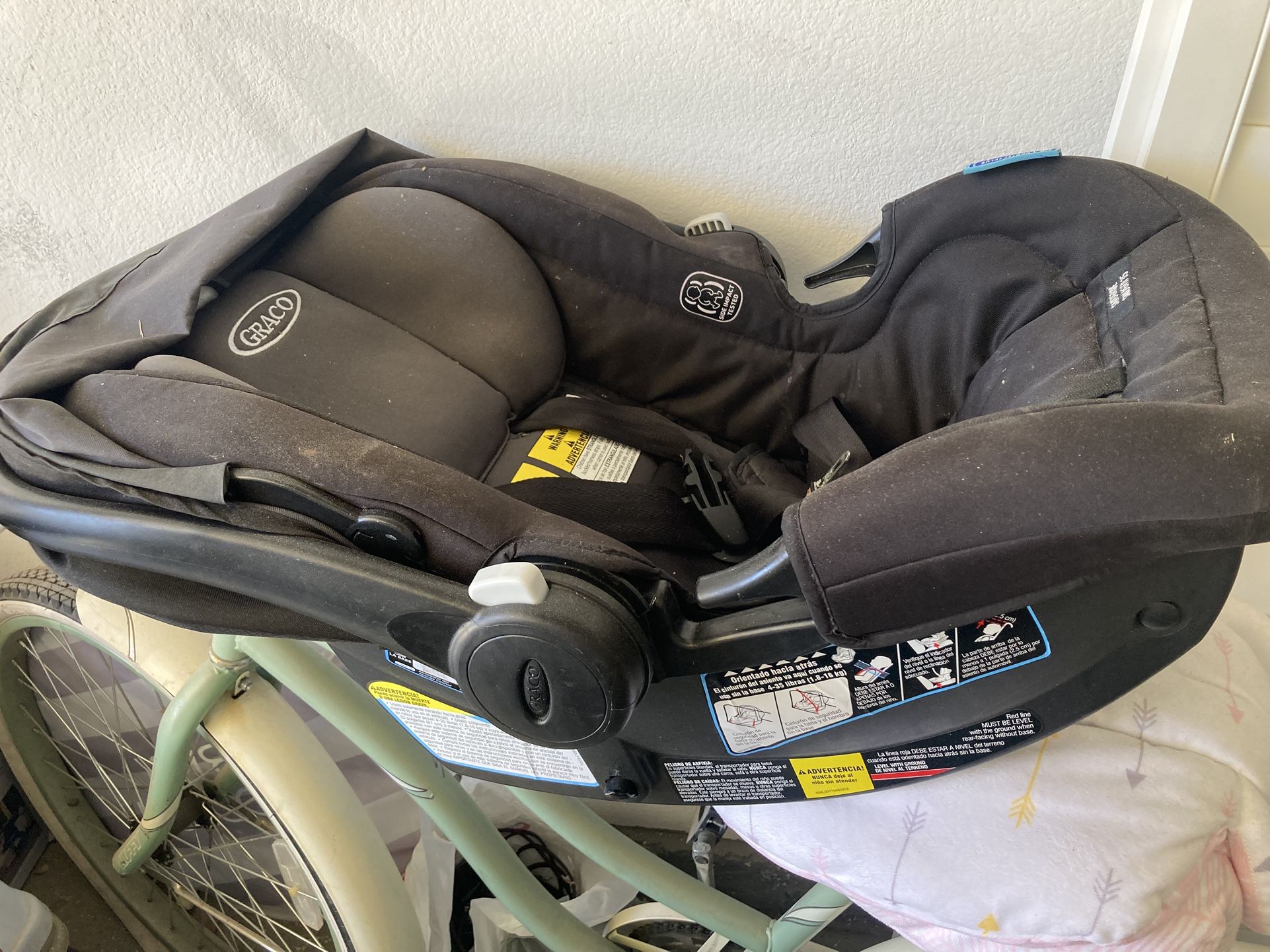 Graco Car seat With Base