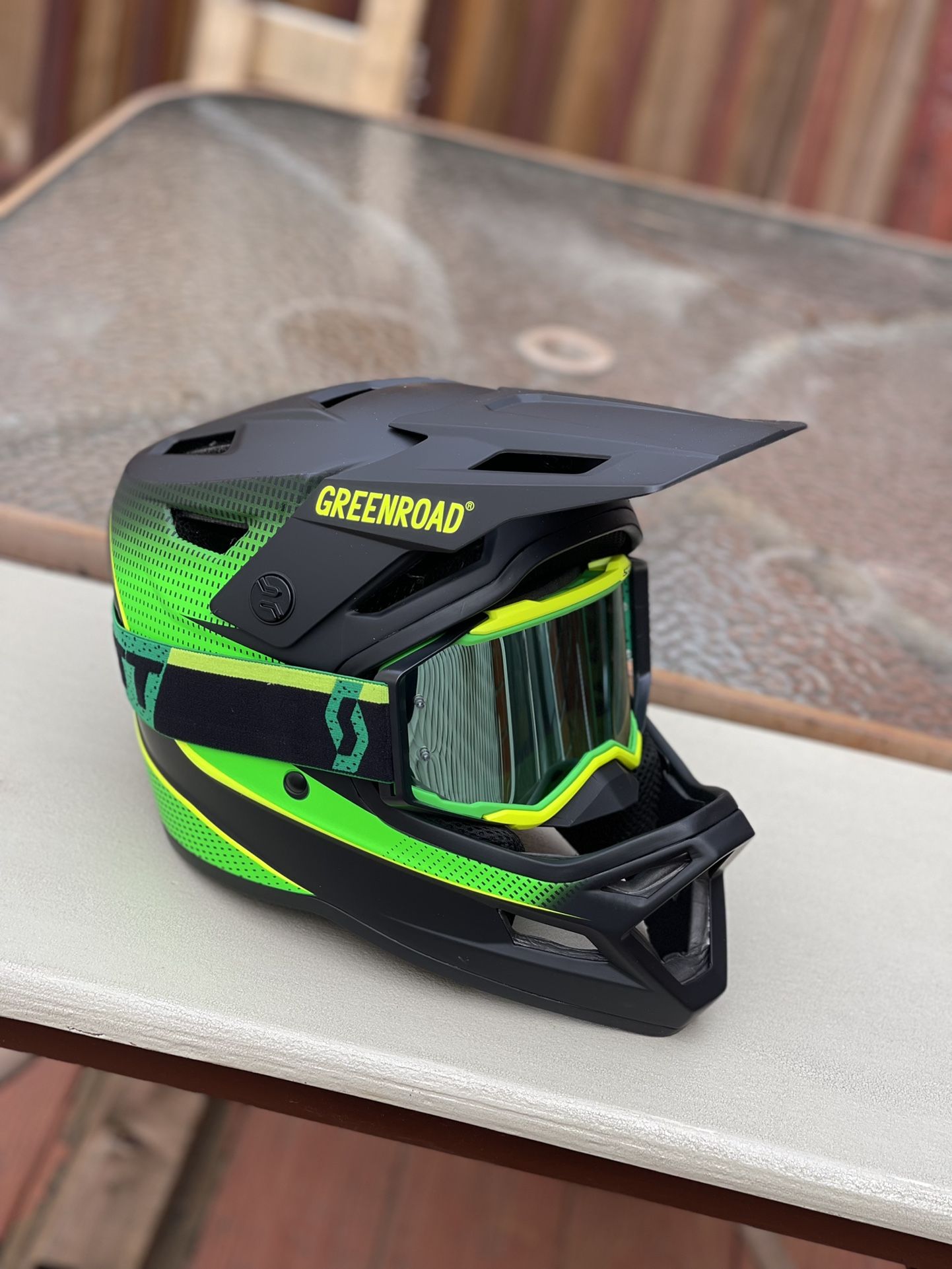 Dirt Bike MTB Downhill XC AM Bicycle Helmet As Picture