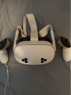 Meta Quest 3s vr headset