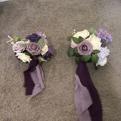 Junior Bride Makes Bouquets