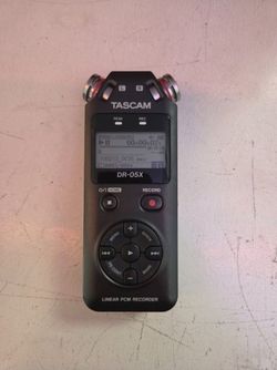 Tascam DR-05X Microphone Recorder