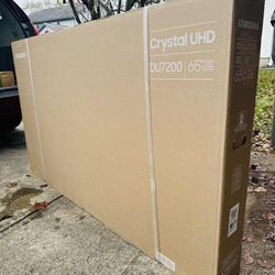 Samsung Crystal 65” Smart TV 4K DU72000