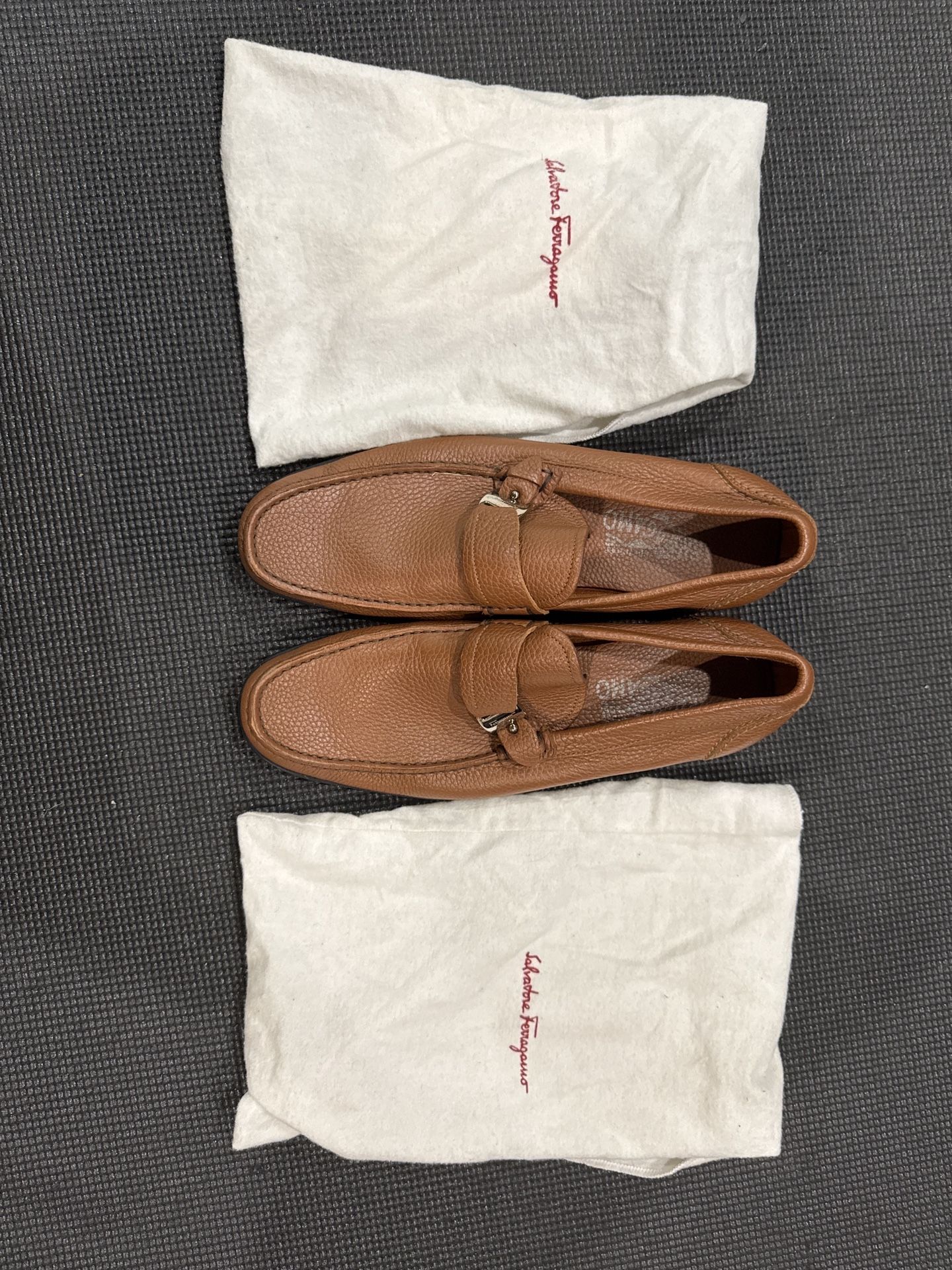 Salvatore Ferragamo Men’s Leather Loafers – Size 8.5 – Like New + Dust Bags