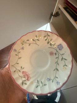 It’s Johnson Brothers “Summer Chintz,”