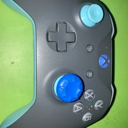 Xbox One Controllers 