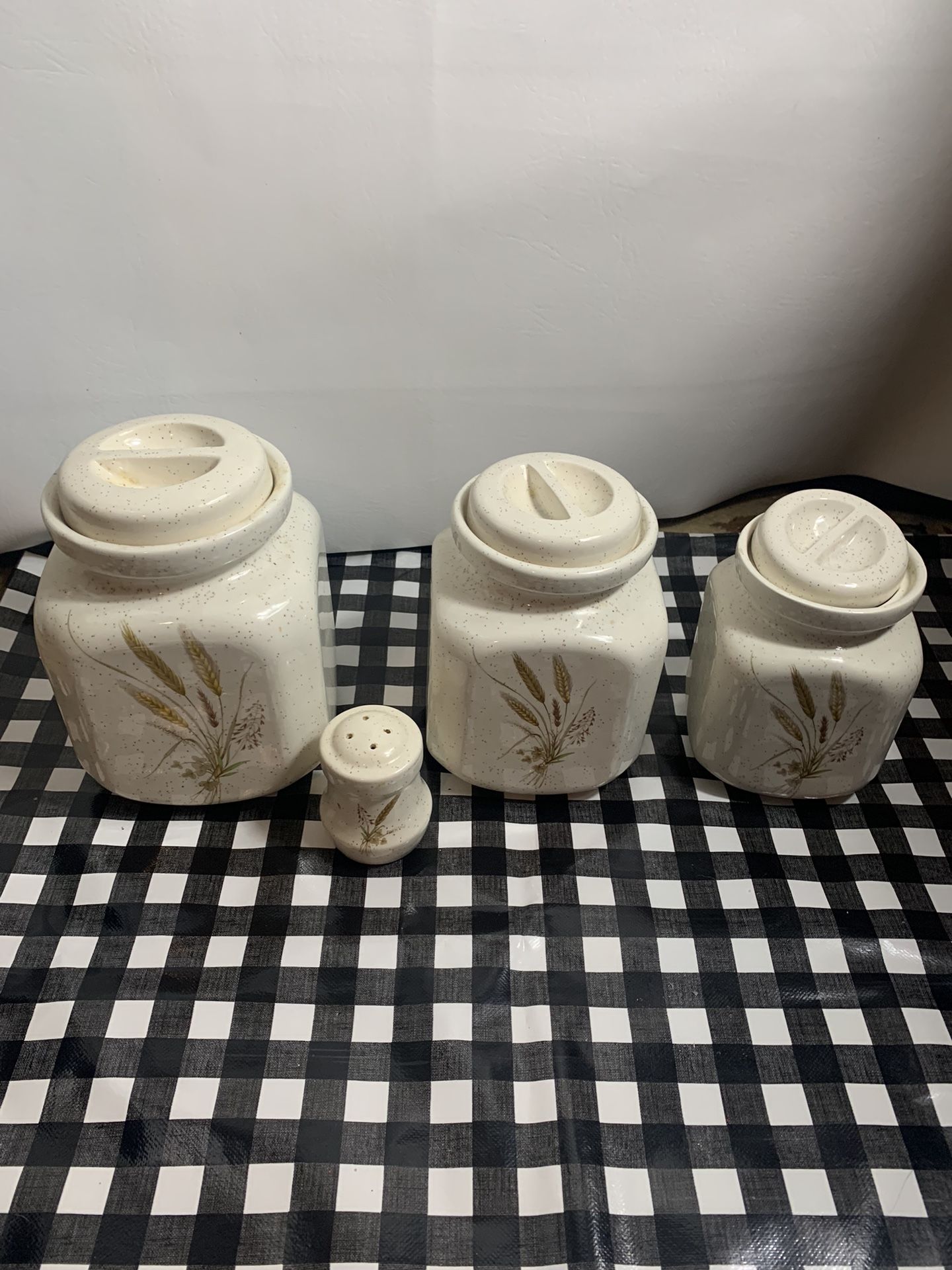 4 PCs Ceramic Jars
