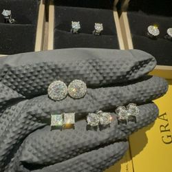 (New) Moissanite Diamond Earrings