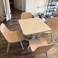 4 Seat Off White Dinning Table