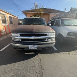 2004 Chevy Tahoe 5.3 v8