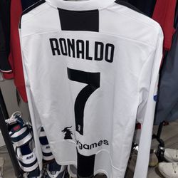 Long Sleeve Juventus Ronaldo Jersey