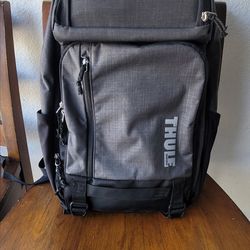 Thule backpack like new