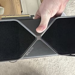 NVIDIA GeForce RTX 5090 FOUNDERS EDITION 32GB GDDR7