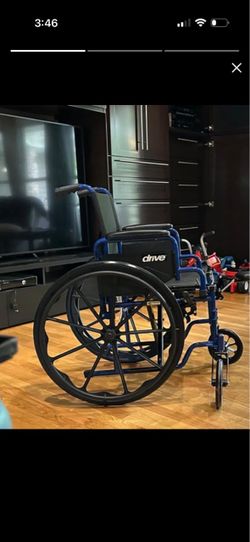 New “Drive” lightweight foldable Wheelchair