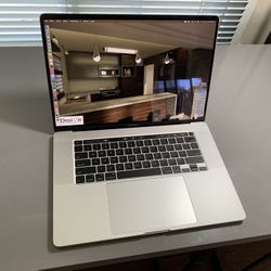 Apple MacBook Pro 16''(512GB,IntelCorei7, 2.6 GHz, 16GB)Silver+Mouse+USBAdapter.