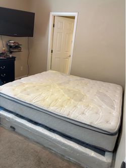 Eastern King Eastern King and box spring