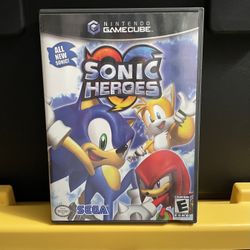 Sonic Heroes with Reg Card for Nintendo Gamecube video game system console & Cube The Hedgehog CIB Complete