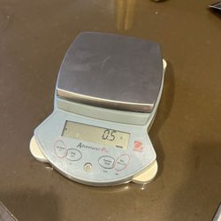Ohaus Adventurer Pro AV2101