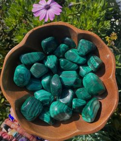 Malachite Tumbles 