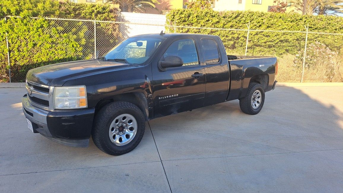 2011 Chevy Silverado Flex Fuel Only 100k Miles