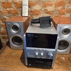 Panasonic SA-PM533 5-CD Stereo System - very good condition