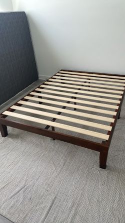 Queen Bedframe