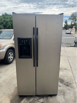 Hotpoint Refrigerator Bloomington