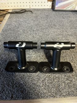 2 Kuat Dirtbag Bike/MTB Truck Mount