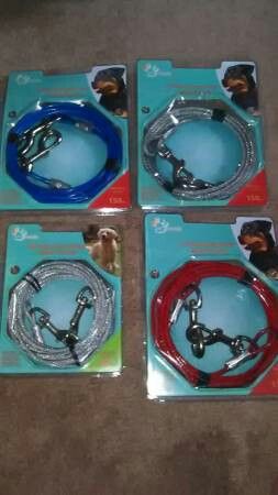 Cable tie outs for pets! NEW in sealed package
