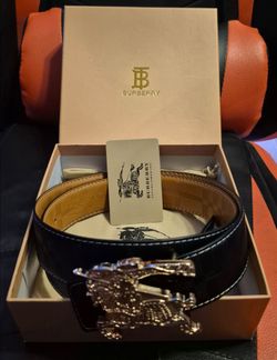 Burberry belt $200