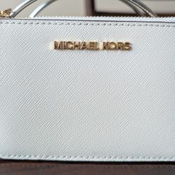 Michael Kors Slim Wallet