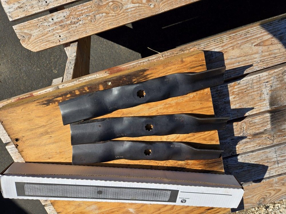 John Deere High Lift Blades