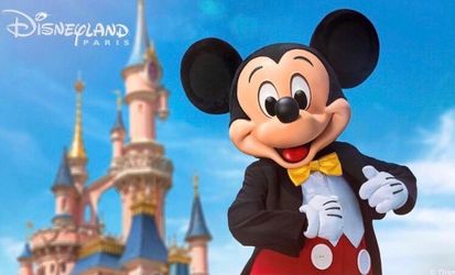 Disneyland or Disney California