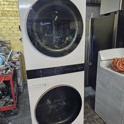 Washer And Dryer LG Used Electric 220 Volts 