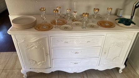 Plates and glasses all