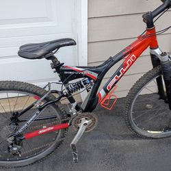 Discovery 3 Mens Bicycle