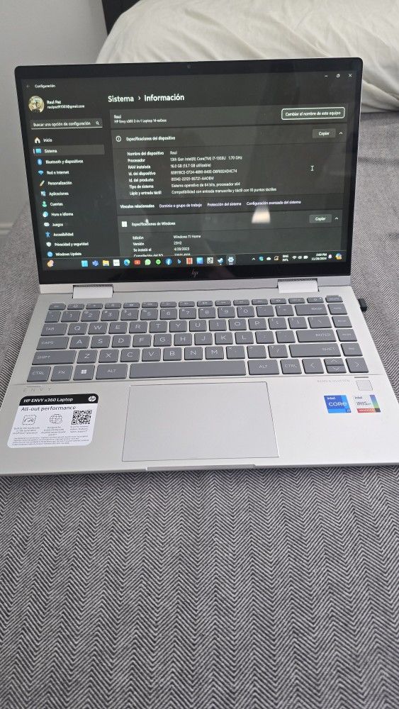 Laptop $750 Touch Screen