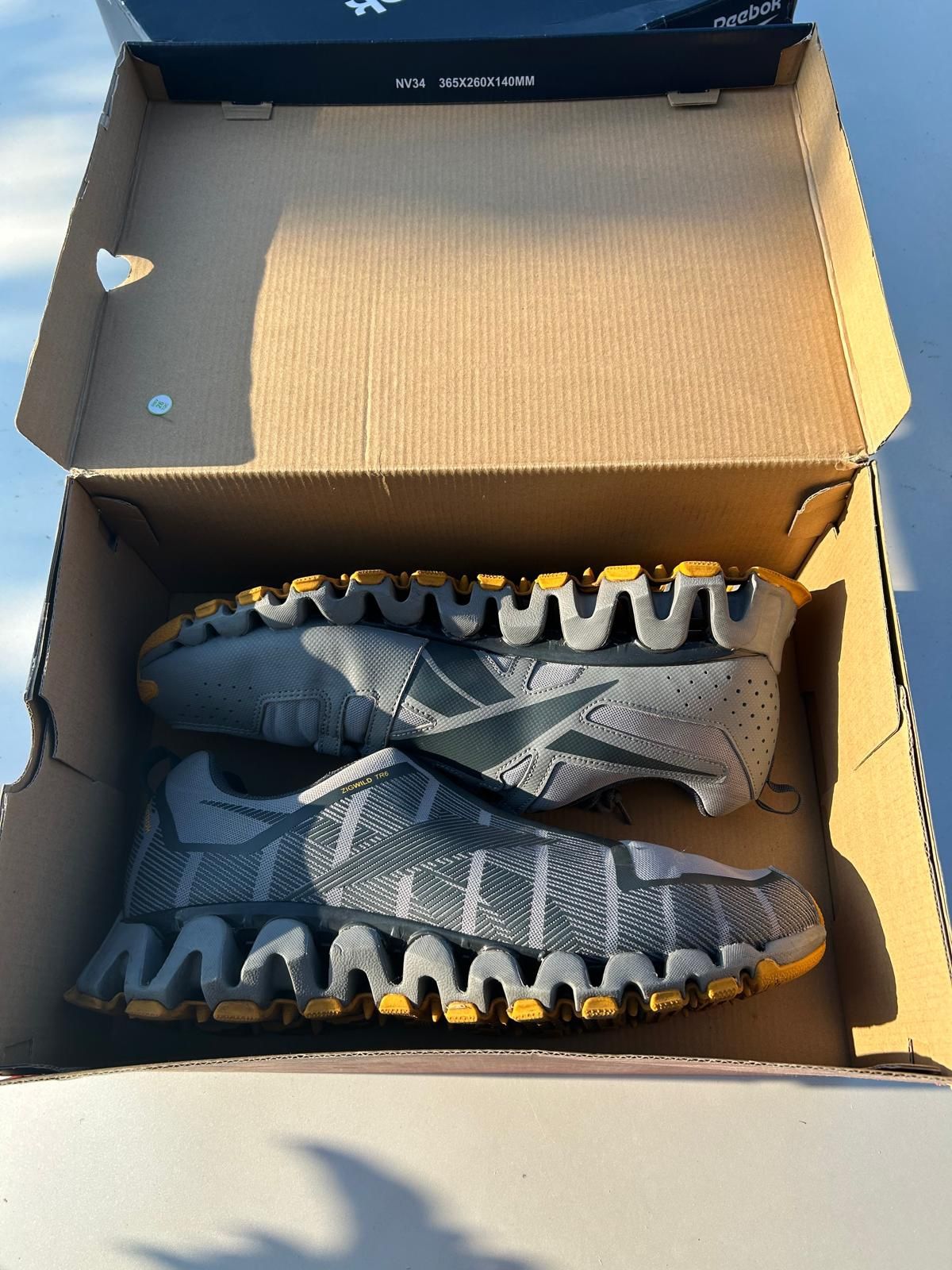 Reebok ZigTech Shoes (Size 13)