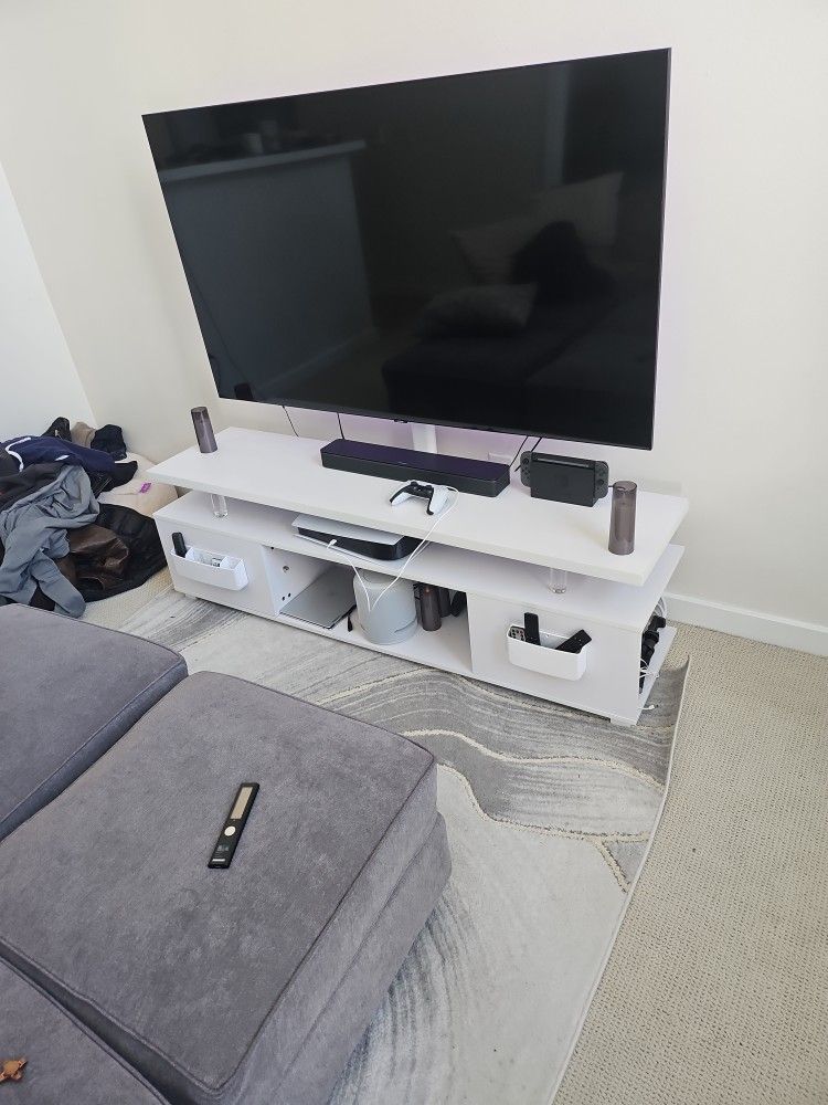 Media Stand/Table