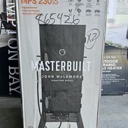 Masterbuilt John McLemore Signature Series 730-Sq. in Black Gas Smoker 