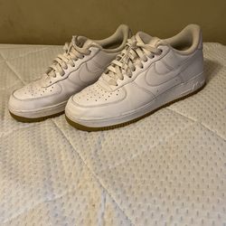 Size 11 Men Nike Air forces