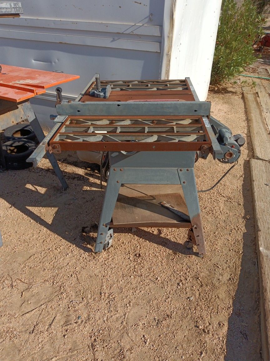 Table Saw 