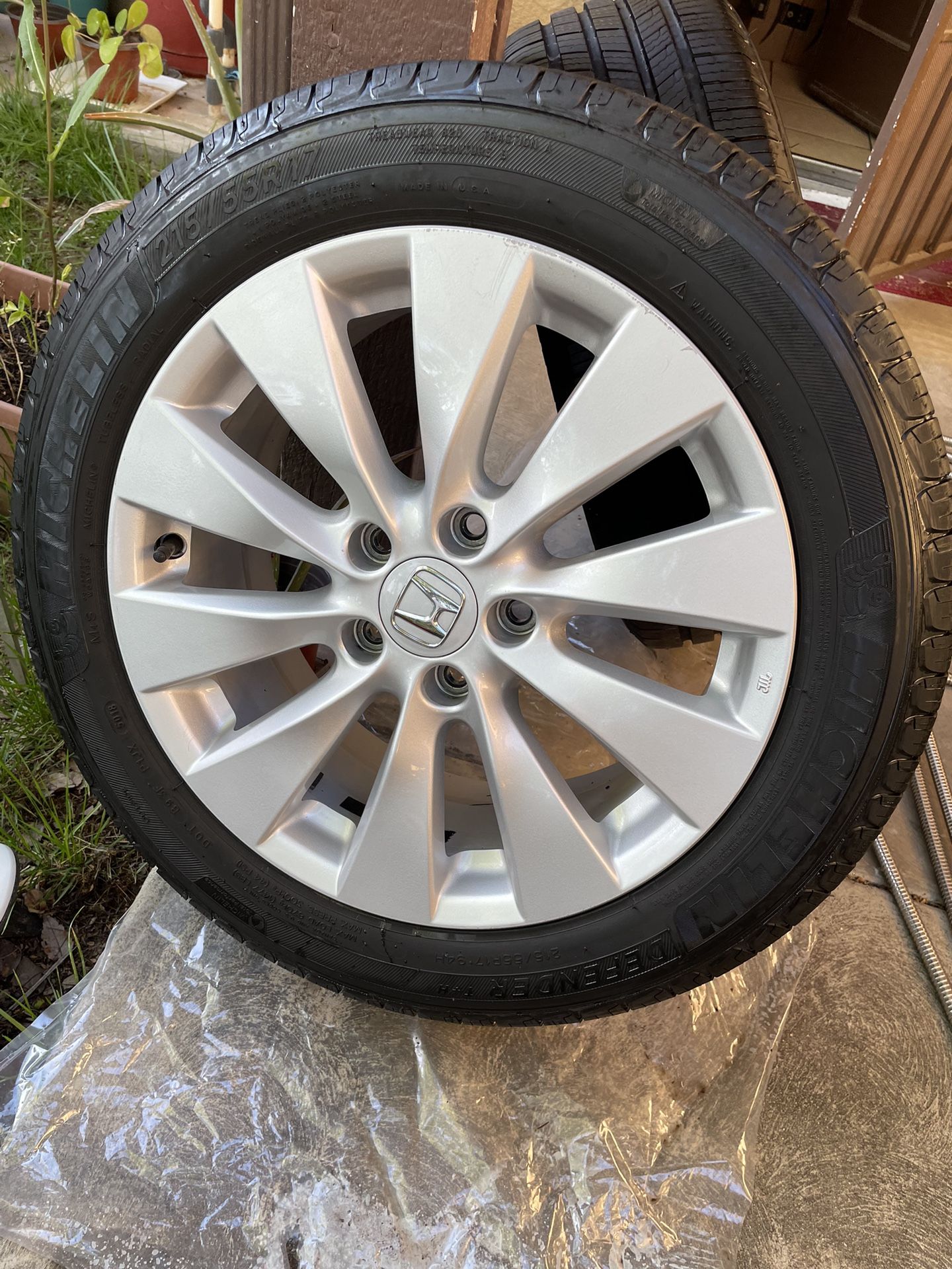 215/55/R17 Tires With Rims Michelin for Sale in Fresno, CA OfferUp