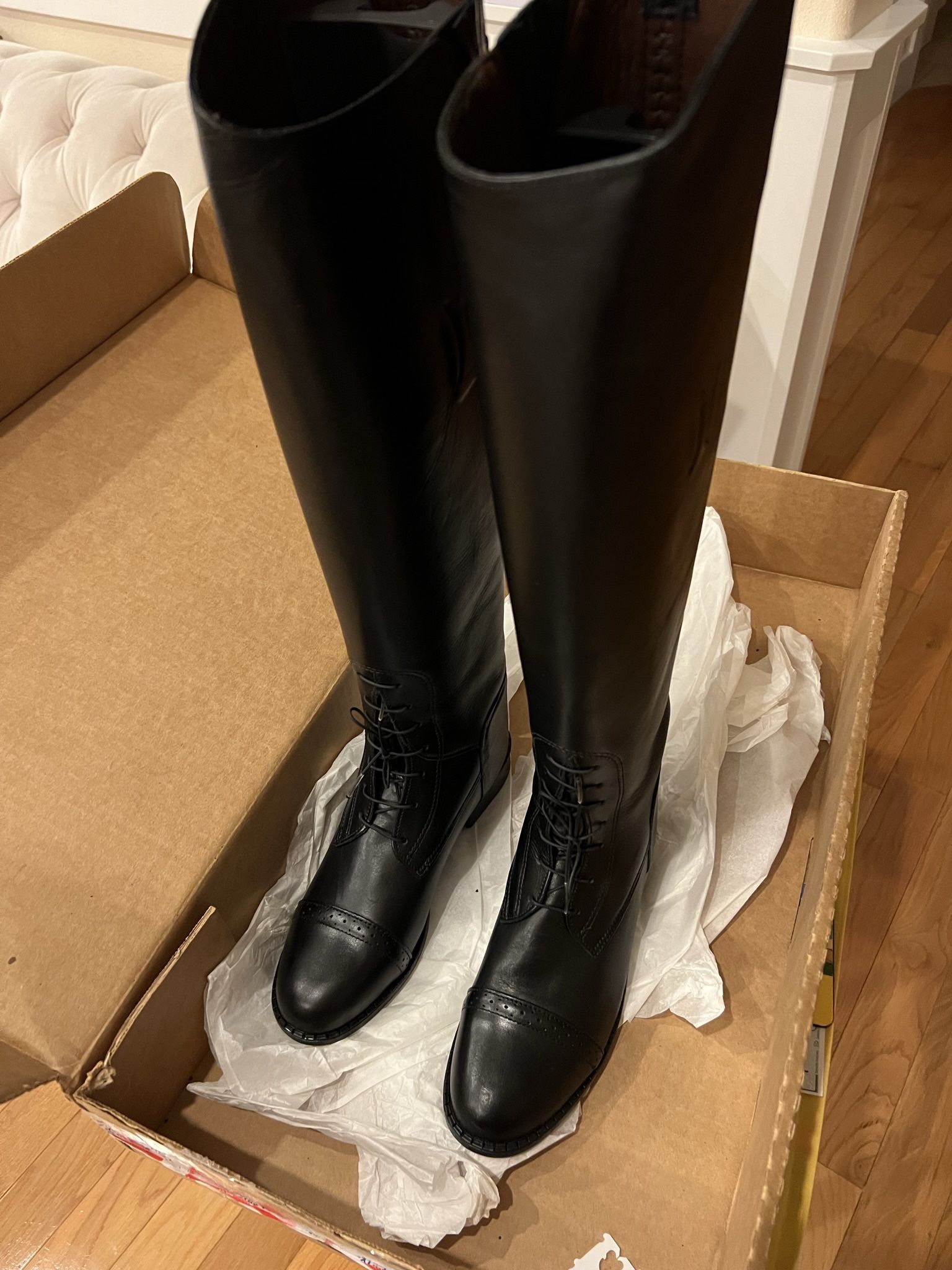 Devon Aire Ladies Field Boots Size 7.5 New