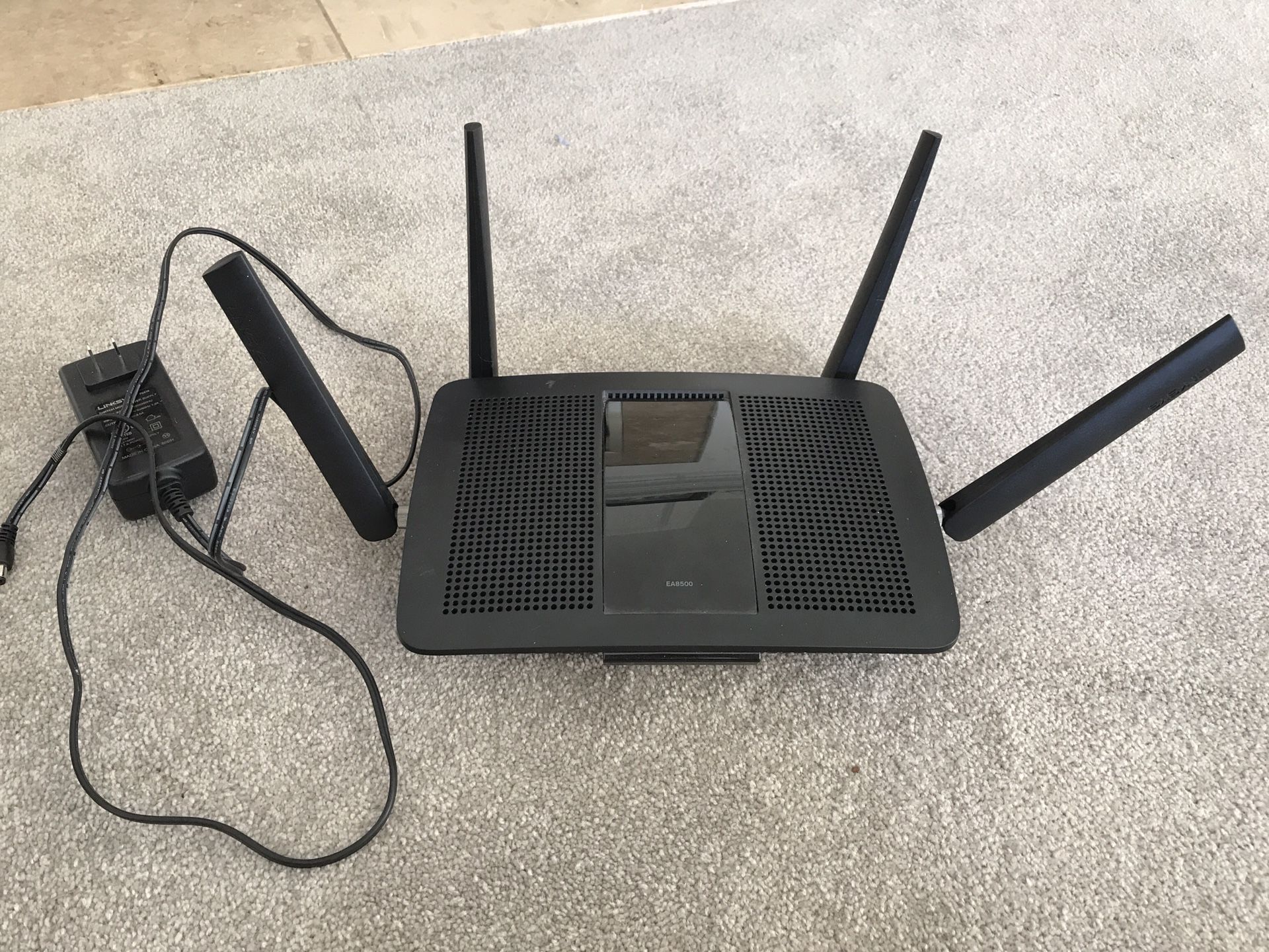 LinkSYS AC2600 Model EA8500 Wireless Router