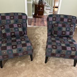2 Slip Chairs