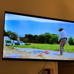 Hisense 50 in smart TV