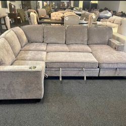 SLEEPER SECTIONAL WITH CUPHOLDERS, STORAGE AND USB CHARGING PORTS!